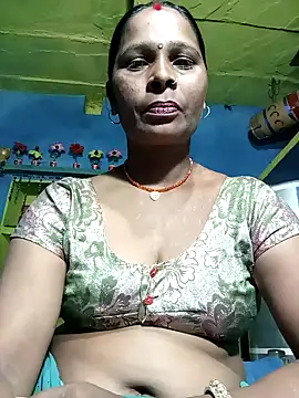 Snapshot of Rt_shreya chatting on 10/16/25, 05:30 Rt shreya online show from 10/16/25, 05:30