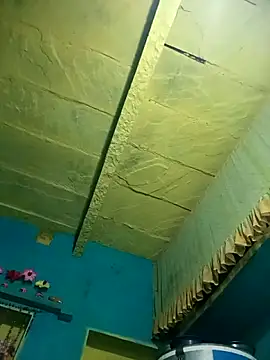 Snapshot of Rt_shreya chatting on 11/22/25, 03:00 Rt shreya online show from 11/22/25, 03:00