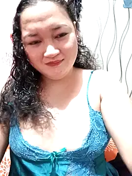 sweetannie13 online show from 11/24/25, 09:03