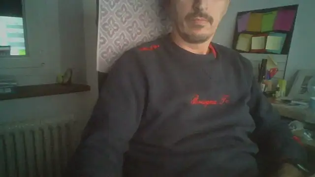 Snapshot of Kawayleo chatting on 10/19/25, 10:21 Kawayleo online show from 10/19/25, 10:21