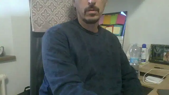 Snapshot of Kawayleo chatting on 10/29/25, 11:12 Kawayleo online show from 10/29/25, 11:12