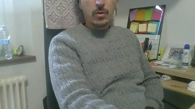 Snapshot of Kawayleo chatting on 11/09/25, 12:36 Kawayleo online show from 11/09/25, 12:36