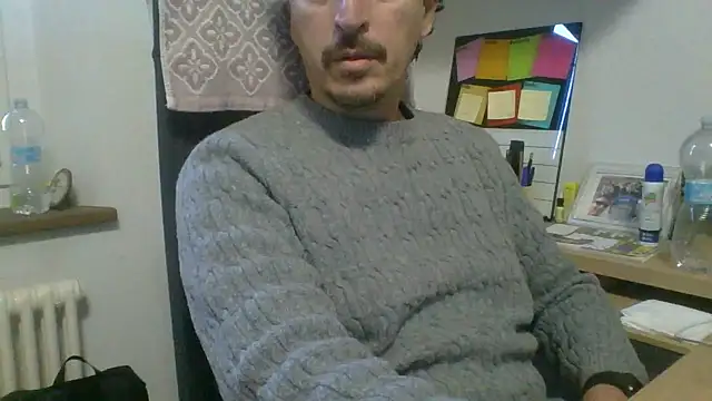 Snapshot of Kawayleo chatting on 11/10/25, 02:38 Kawayleo online show from 11/10/25, 02:38