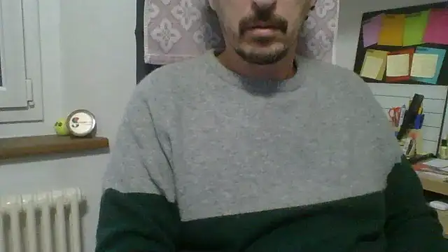 Snapshot of Kawayleo chatting on 11/24/25, 02:28 Kawayleo online show from 11/24/25, 02:28