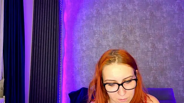 scarleteyes  online show from 11/03/25, 05:09