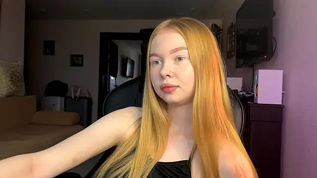 RaguelNicksons online show from 11/14/25, 06:34