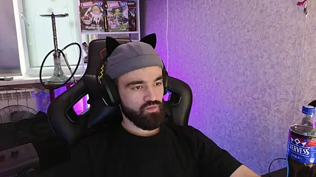 Nik Namee online show from 10/30/25, 01:45