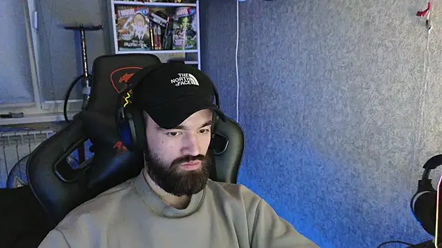 Nik Namee online show from 11/13/25, 05:17