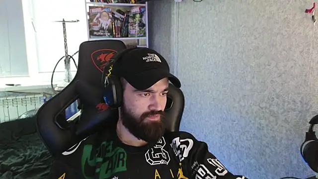 Nik Namee online show from 11/14/25, 06:45