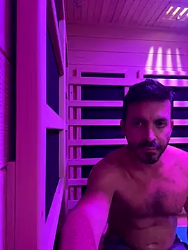 Snapshot of DrDreAu chatting on 10/27/25, 07:23 DrDreAu online show from 10/27/25, 07:23