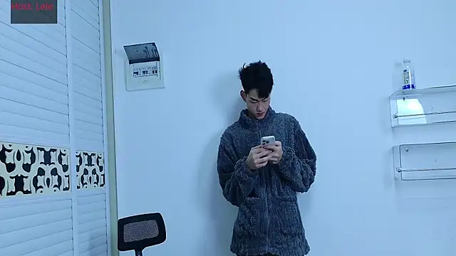 sexyboy-lele online show from 10/22/25, 11:10