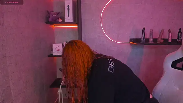 irisfeitan online show from 10/23/25, 10:25