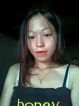 Snapshot of Zerin_nova chatting on 10/11/25, 12:32 Zerin nova online show from 10/11/25, 12:32