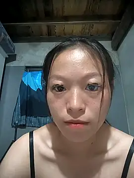 Snapshot of Zerin_nova chatting on 10/14/25, 06:14 Zerin nova online show from 10/14/25, 06:14