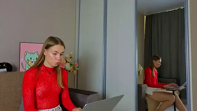 ElizaPurrr online show from 10/20/25, 11:10