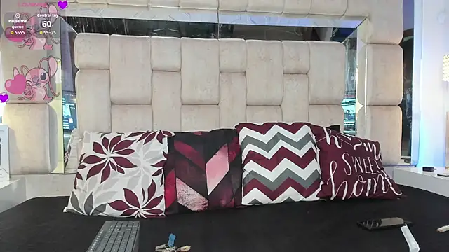 KimiAnal online show from 11/07/25, 01:44