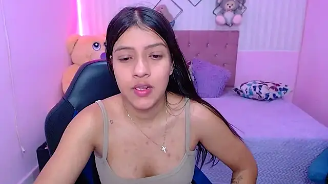 zara cute online show from 11/24/25, 12:27