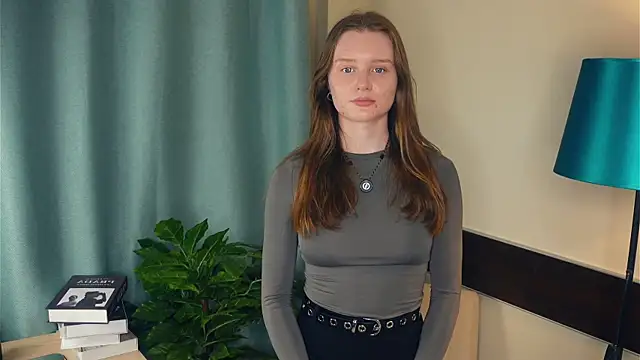 Snapshot of SunRinglein chatting on 10/11/25, 03:21 SunRinglein online show from 10/11/25, 03:21