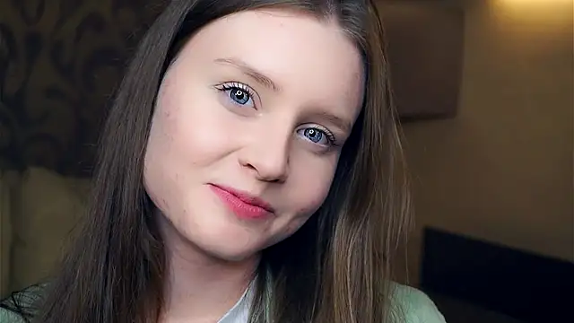 Snapshot of SunRinglein chatting on 10/21/25, 05:57 SunRinglein online show from 10/21/25, 05:57