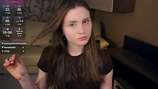 Snapshot of SunRinglein chatting on 11/07/25, 06:52 SunRinglein online show from 11/07/25, 06:52