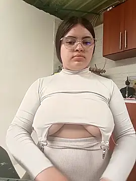 sofia athome online show from 11/22/25, 06:29