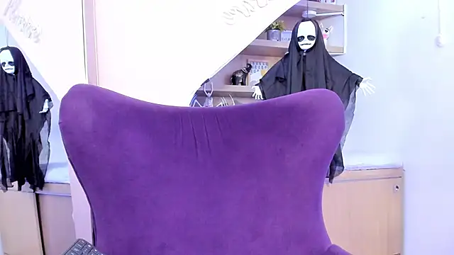 Snapshot of Sasha_Grace chatting on 10/25/25, 01:07 Sasha Grace online show from 10/25/25, 01:07