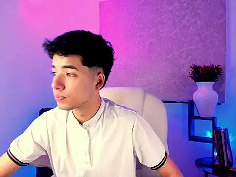 Snapshot of jacob_rick chatting on 11/11/25, 07:14 jacob rick online show from 11/11/25, 07:14