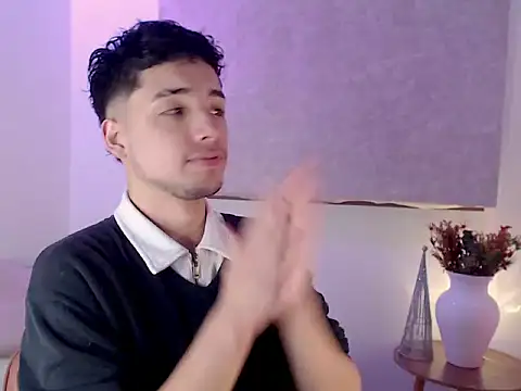 Snapshot of jacob_rick chatting on 11/21/25, 07:23 jacob rick online show from 11/21/25, 07:23