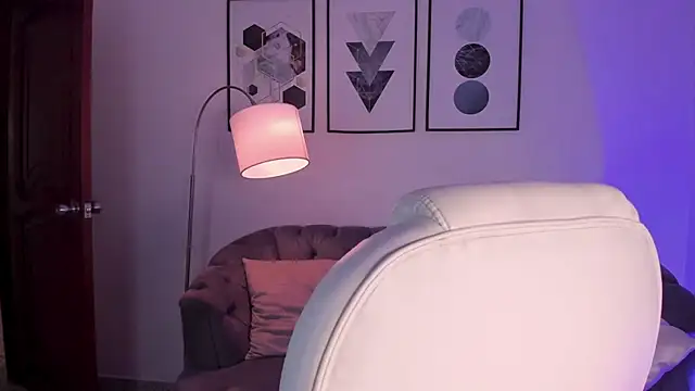 Snapshot of jacob_rick chatting on 11/22/25, 02:05 jacob rick online show from 11/22/25, 02:05