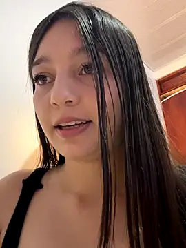   Lorelain   online show from 11/26/25, 09:49