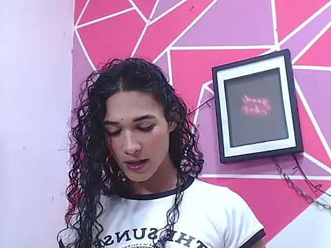 Snapshot of Tifany_Adams chatting on 10/13/25, 08:09 Tifany Adams online show from 10/13/25, 08:09