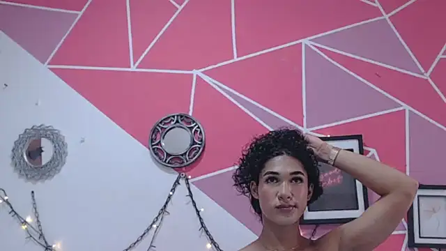 Snapshot of Tifany_Adams chatting on 11/04/25, 08:19 Tifany Adams online show from 11/04/25, 08:19