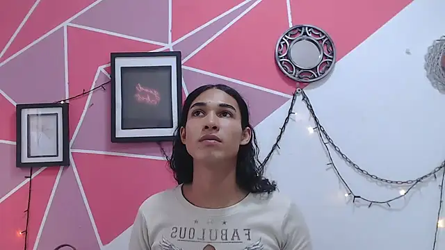 Snapshot of Tifany_Adams chatting on 11/11/25, 08:31 Tifany Adams online show from 11/11/25, 08:31