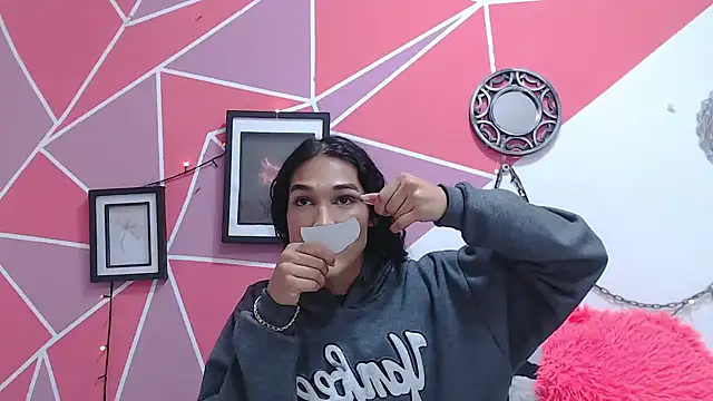 Snapshot of Tifany_Adams chatting on 11/12/25, 08:41 Tifany Adams online show from 11/12/25, 08:41