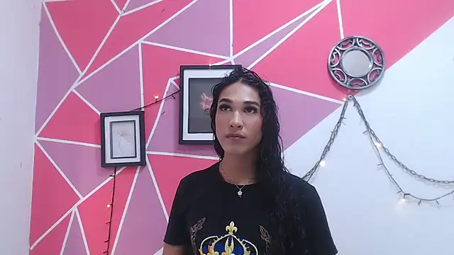 Snapshot of Tifany_Adams chatting on 11/17/25, 08:25 Tifany Adams online show from 11/17/25, 08:25