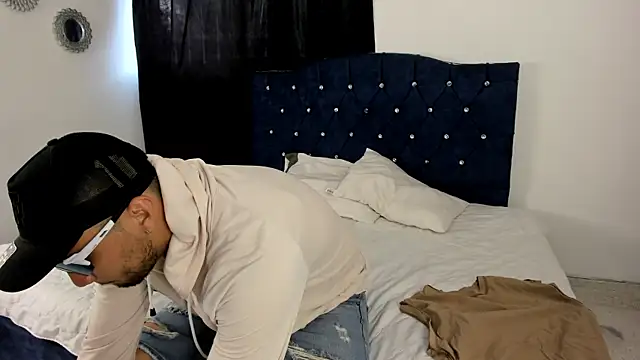 LoganRyder online show from 11/12/25, 12:27