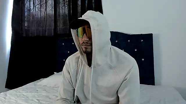 LoganRyder online show from 11/26/25, 12:28