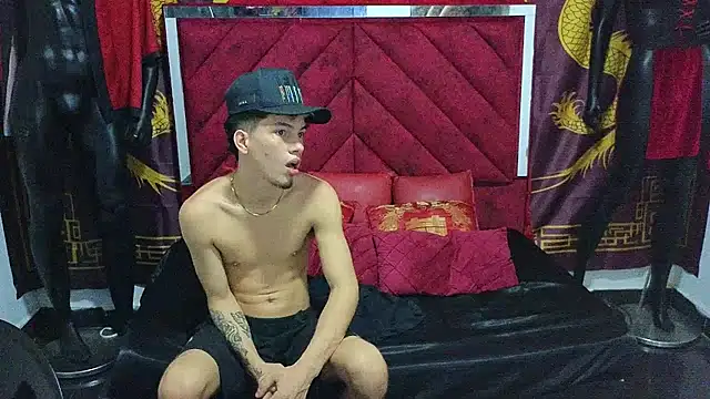 Pride couple online show from 10/17/25, 11:29