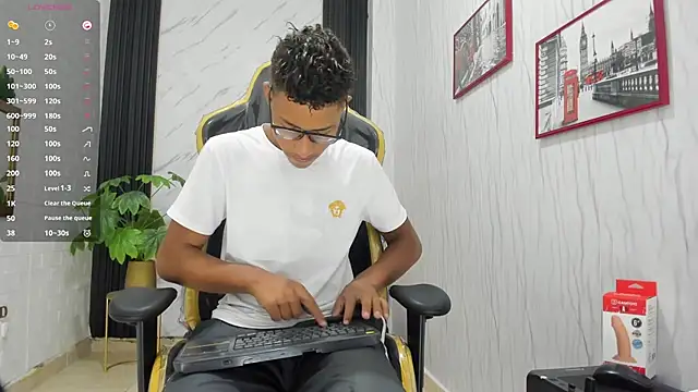 Snapshot of Yeps_pluss chatting on 11/06/25, 07:48 Yeps pluss online show from 11/06/25, 07:48