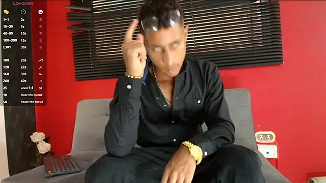 Snapshot of Yeps_pluss chatting on 11/10/25, 08:30 Yeps pluss online show from 11/10/25, 08:30