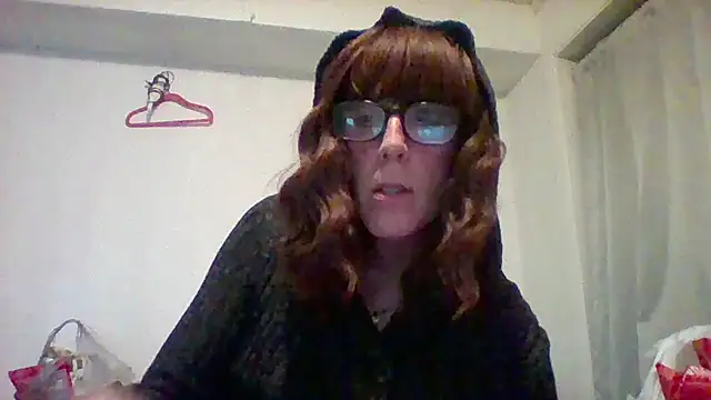 Snapshot of Lexi_Rose_x chatting on 11/02/25, 01:19 Lexi Rose x online show from 11/02/25, 01:19