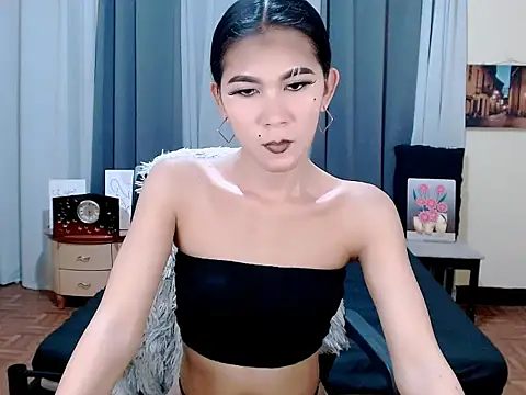 Snapshot of Alicia_Morei chatting on 10/13/25, 04:01 Alicia Morei online show from 10/13/25, 04:01