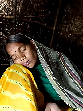 Cutsedi3 online show from 10/18/25, 11:38