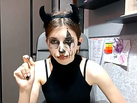 AliceNova online show from 10/30/25, 05:42