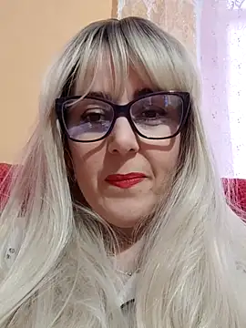 Amelialove42 online show from 11/04/25, 08:02