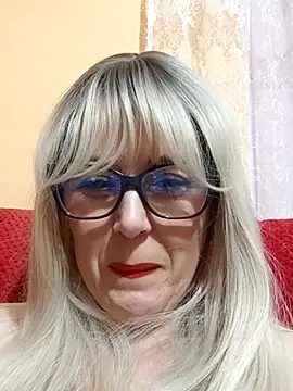 Amelialove42 online show from 11/13/25, 07:02