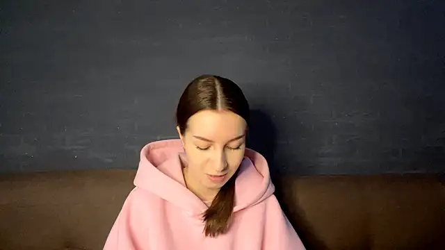 LingNikkel online show from 11/02/25, 10:06