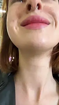 Snapshot of ManhattanAffair chatting on 10/30/25, 10:38 ManhattanAffair online show from 10/30/25, 10:38