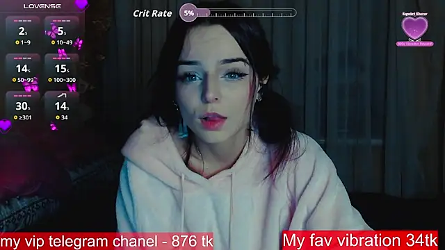 Snapshot of ArianaLight chatting on 11/12/25, 04:40 ArianaLight online show from 11/12/25, 04:40