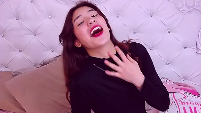 ArielLoove online show from 11/08/25, 10:59